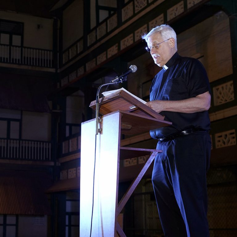 Discours du Père Arturo Sosa, SJ, aux Anciens Élèves des écoles jésuites de Bandra (Inde)